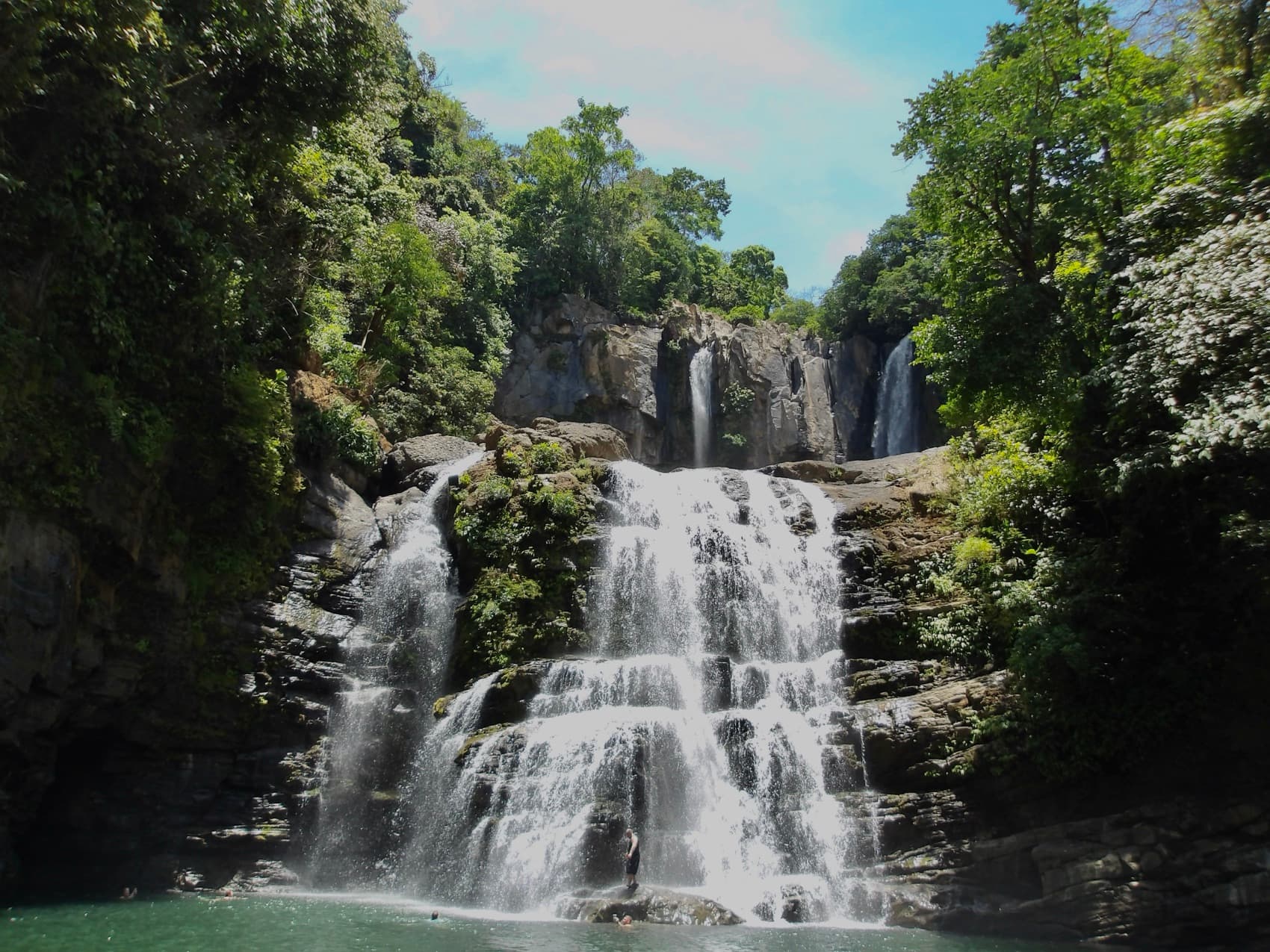 Nauyaca Waterfall